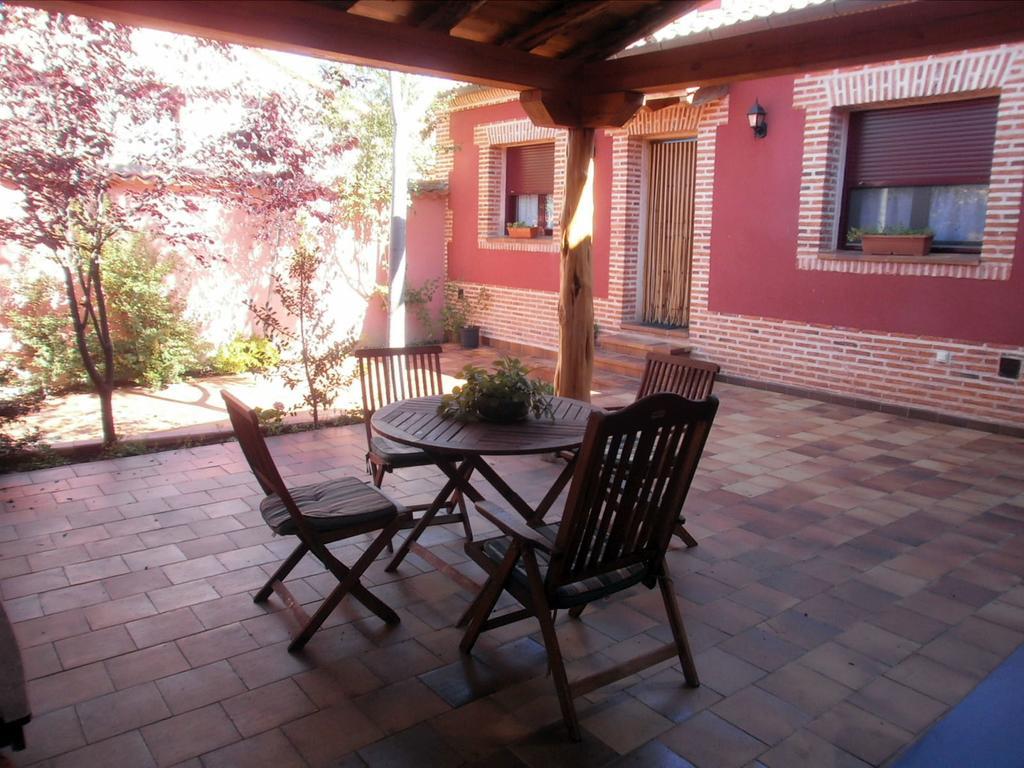 La Cochera de Don Paco Fresno de Cantespino Zimmer foto